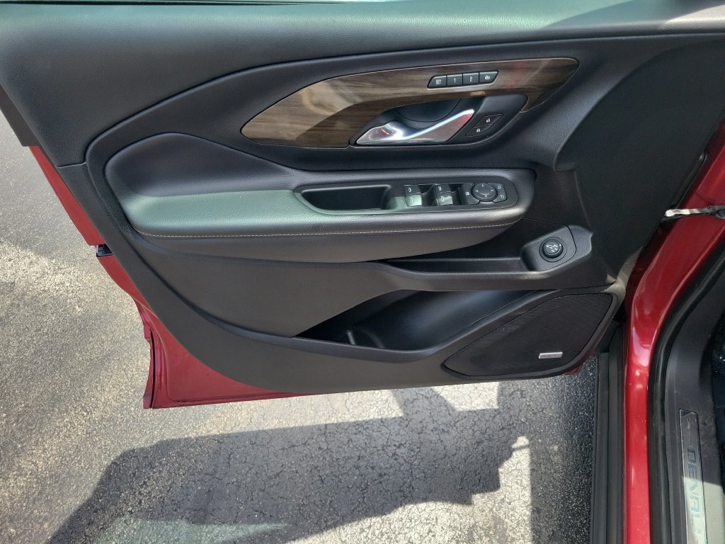 Used 2019 GMC Terrain Denali w/ Advanced Safety Package FWD image 26