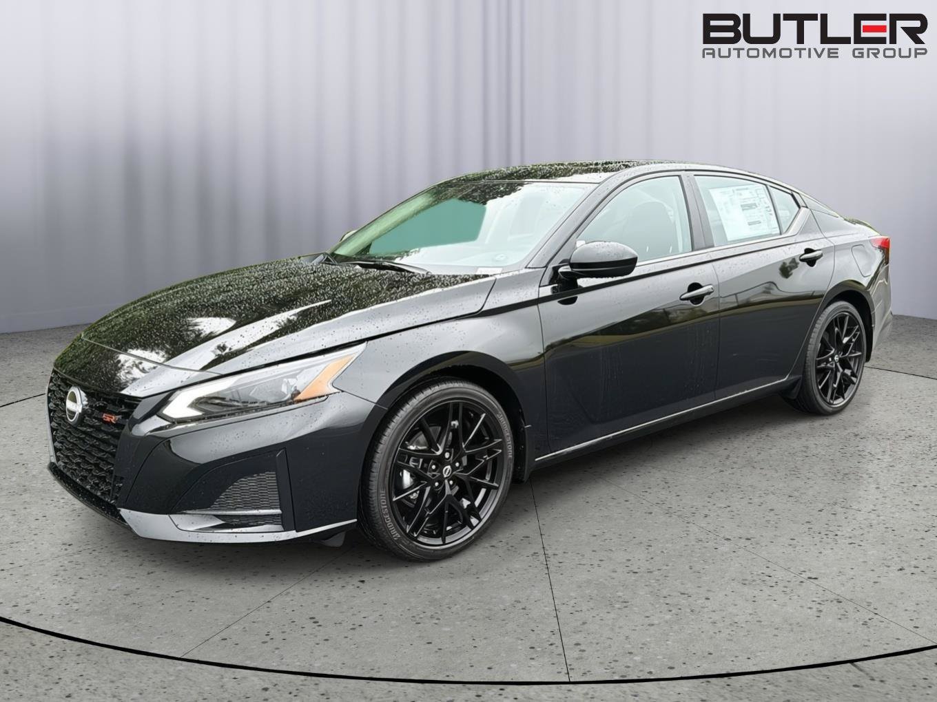 New 2026 Nissan Altima 2.5 SR w/ SR Midnight Edition Package FWD image 3