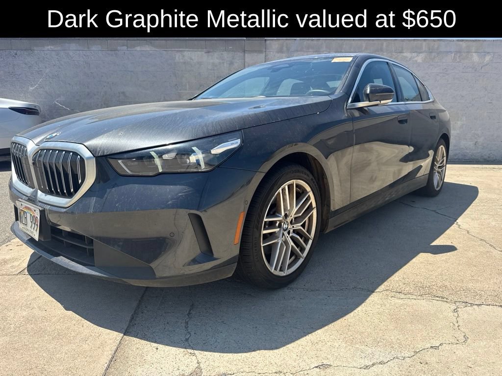 Used 2024 BMW 530i RWD image 3