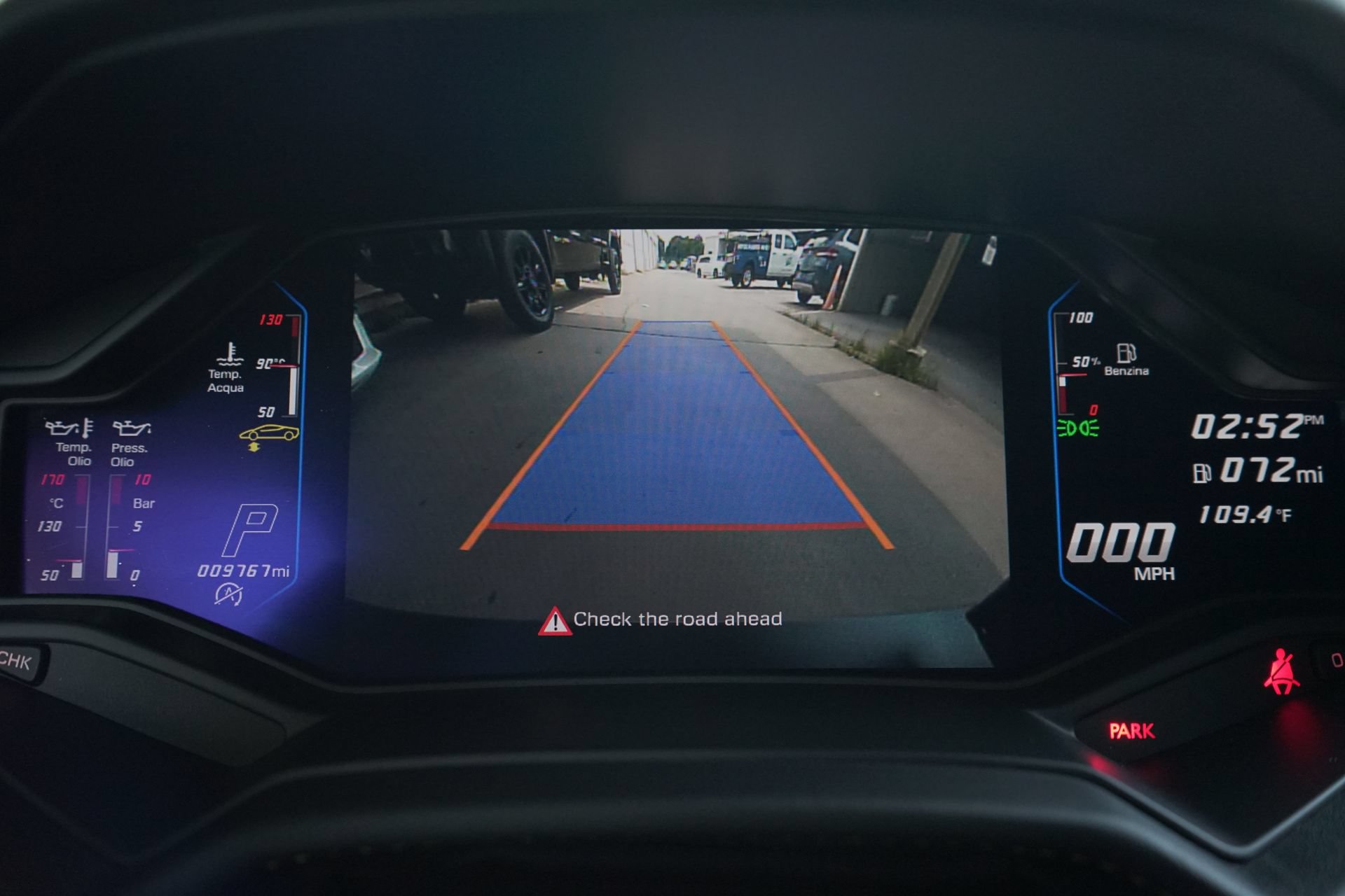 Used 2021 Lamborghini Huracan EVO RWD image 13