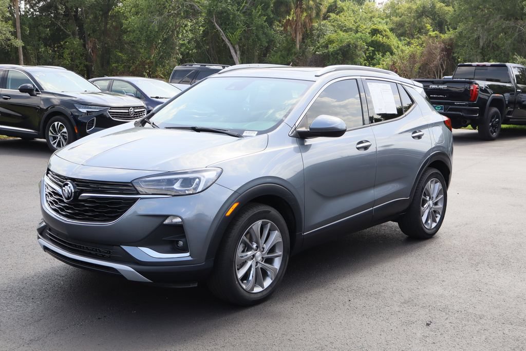 Certified 2022 Buick Encore GX Essence w/ Experience Buick Package FWD image 5
