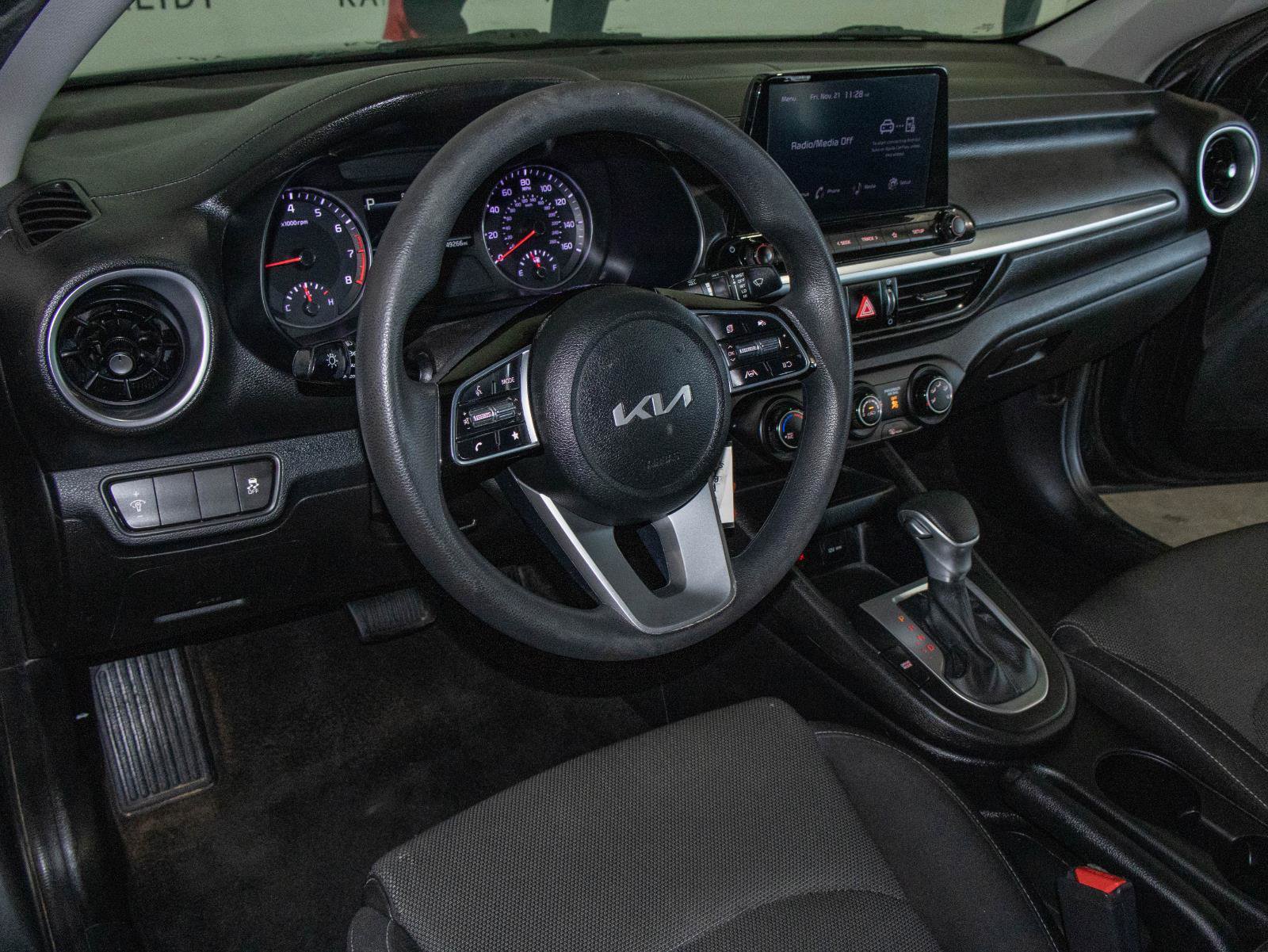 Used 2023 Kia Forte LXS image 5