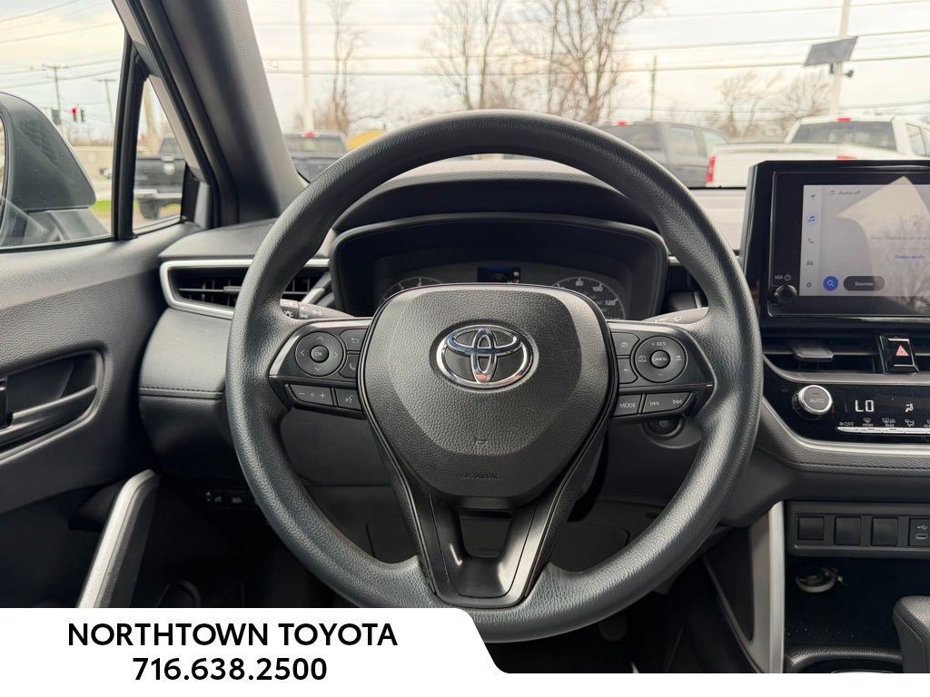 Used 2024 Toyota Corolla Cross S AWD/4WD image 18