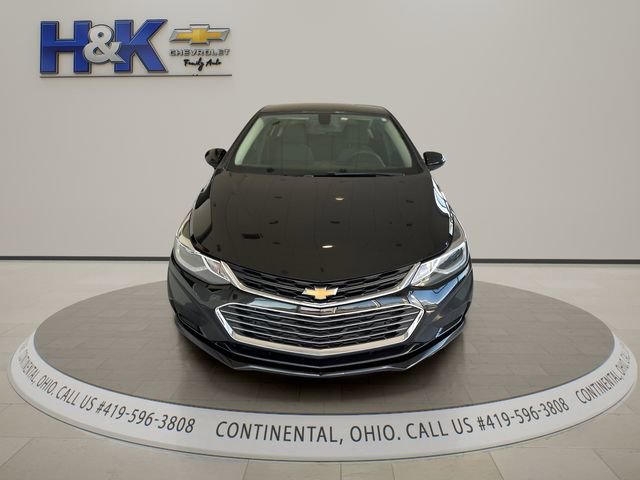 Used 2018 Chevrolet Cruze LT w/ Convenience Package image 2