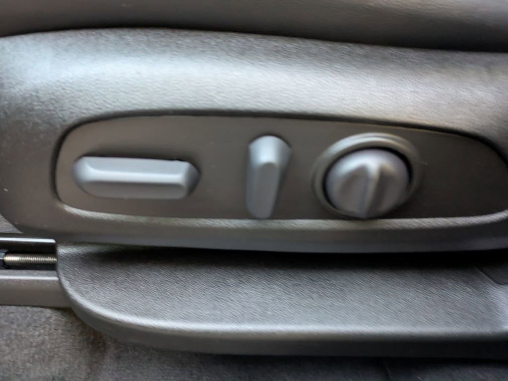 Certified 2023 Chevrolet Traverse Premier w/ Redline Edition image 22