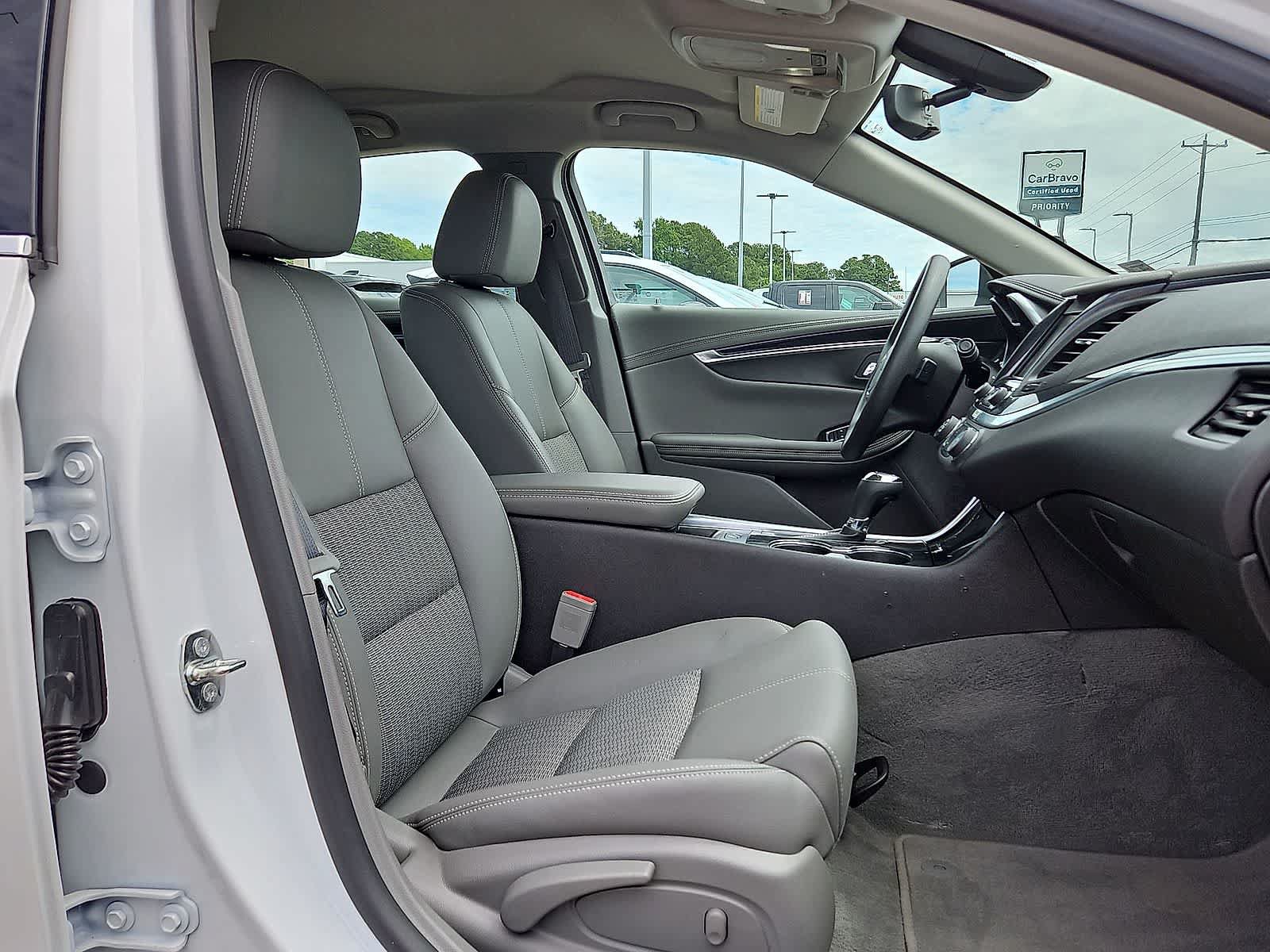Certified 2019 Chevrolet Impala LS FWD image 31