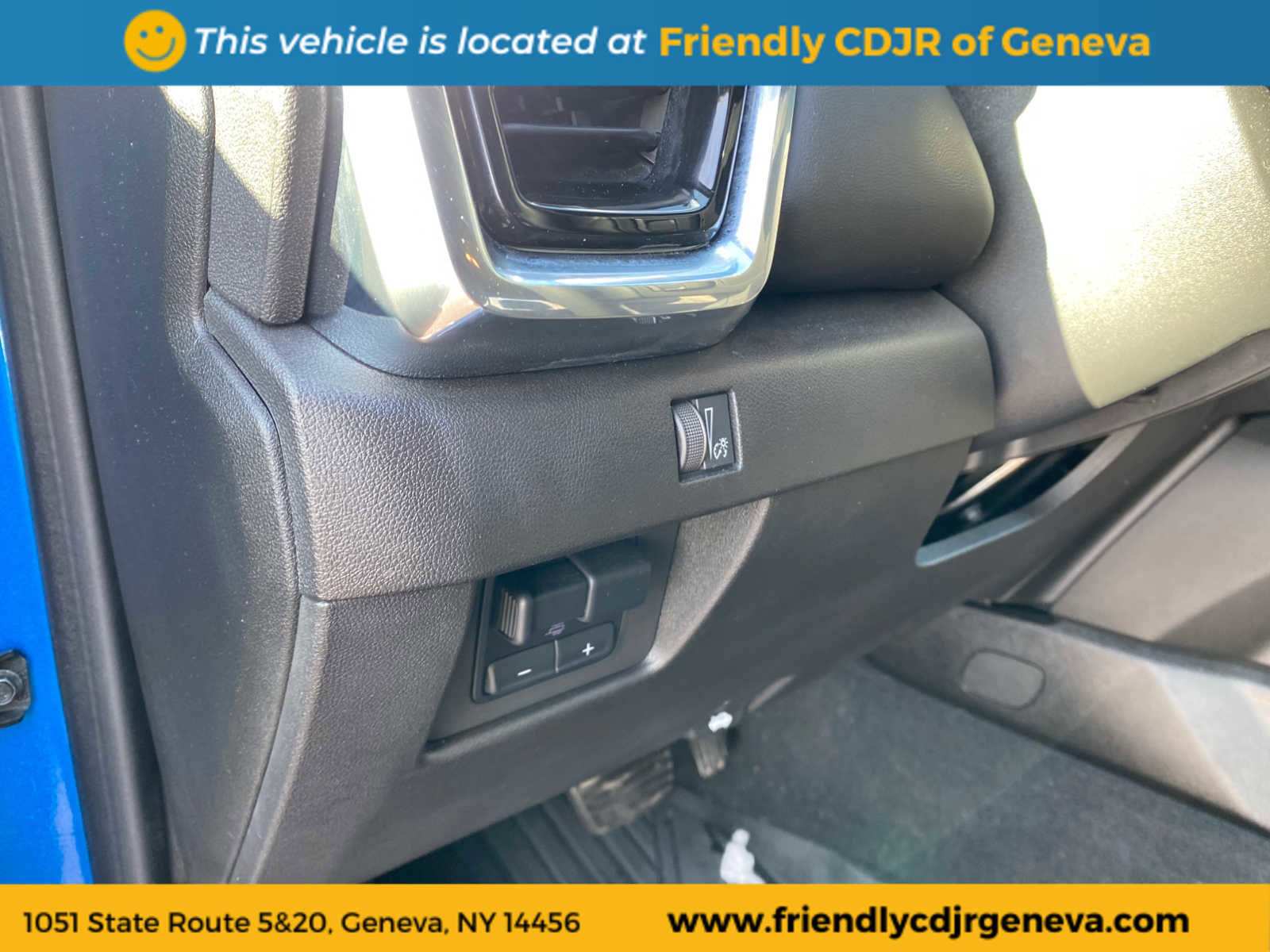 Used 2024 GMC Canyon Elevation w/ Convenience Package image 22