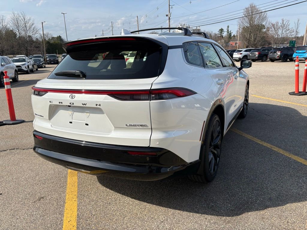 New 2026 Toyota Crown Signia image 5