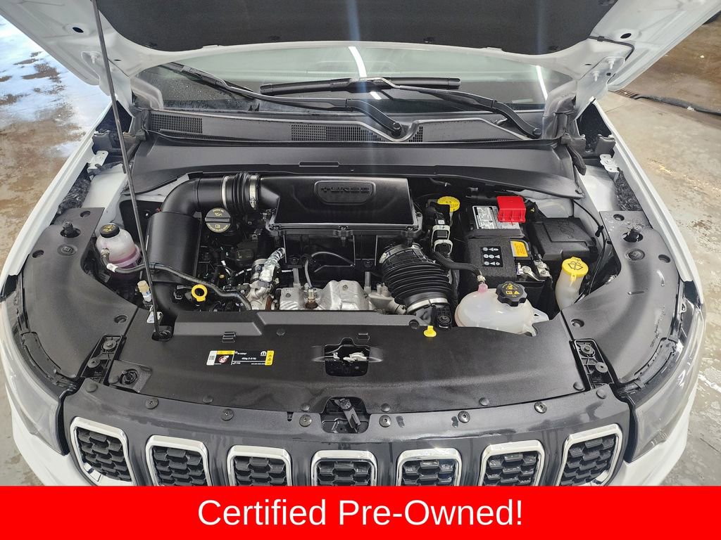 Used 2024 Jeep Compass Latitude image 34