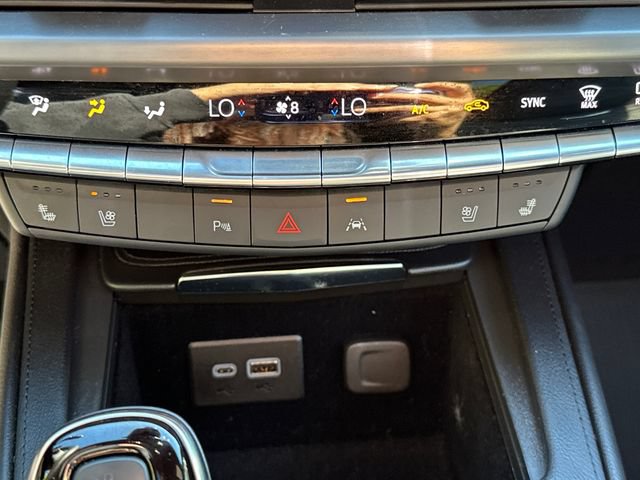 Used 2024 Cadillac XT4 Sport AWD/4WD image 37