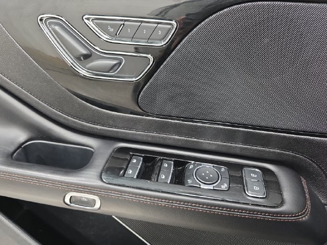 Certified 2024 Lincoln Aviator AWD w/ Premium Package image 25