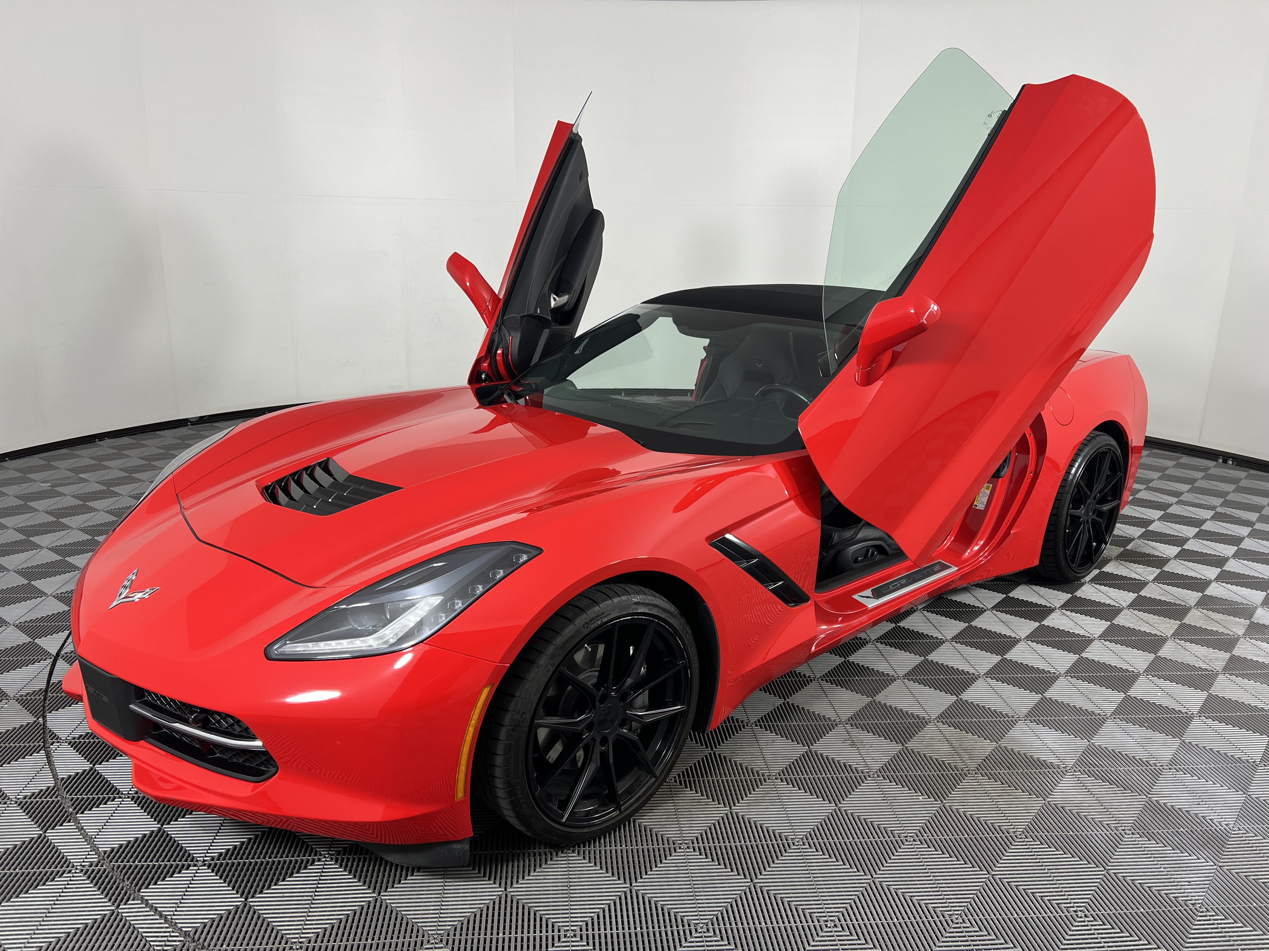 Used 2017 Chevrolet Corvette Stingray Convertible w/ 3LT Preferred Equipment Group RWD image 10