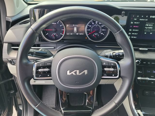 Certified 2024 Kia Carnival EX FWD image 16