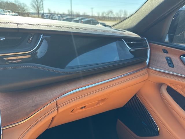 Used 2024 Jeep Grand Cherokee Summit image 32