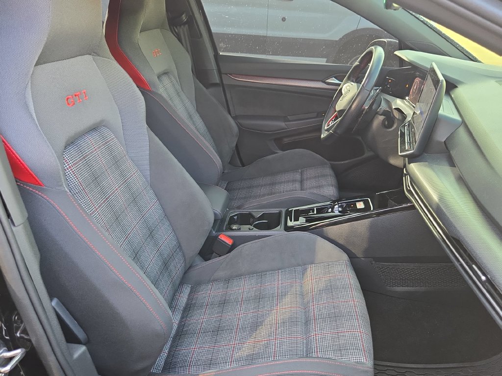Used 2025 Volkswagen GTI S FWD image 29