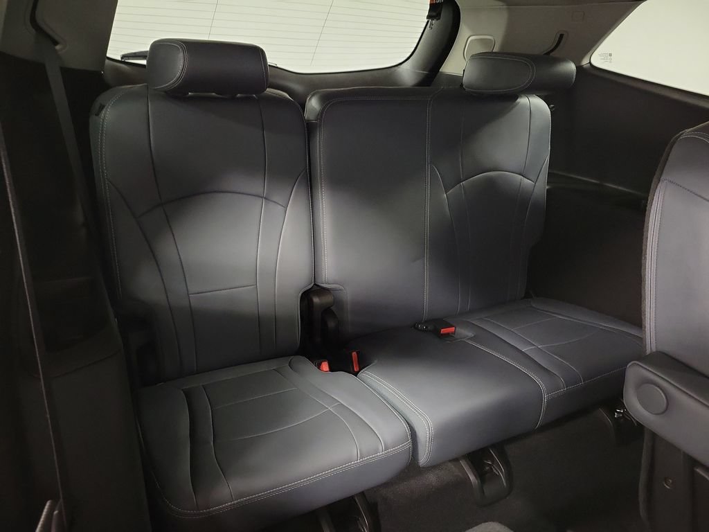 Used 2021 Buick Enclave Premium w/ Sun and Sites Package AWD/4WD image 26
