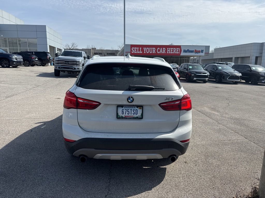 Used 2017 BMW X1 xDrive28i image 4
