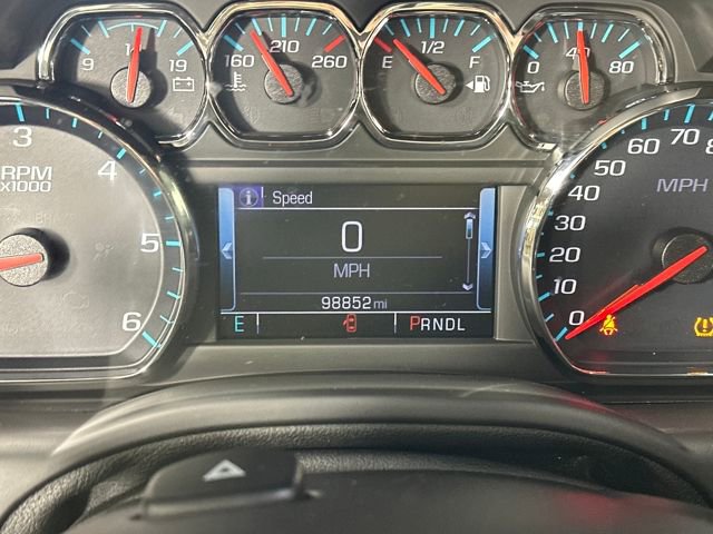 Used 2018 Chevrolet Suburban LT image 18