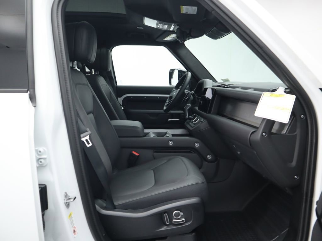 New 2025 Land Rover Defender 130 V8 image 21