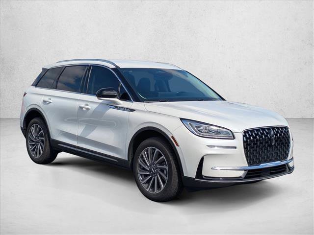 Used 2024 Lincoln Corsair Reserve FWD image 3