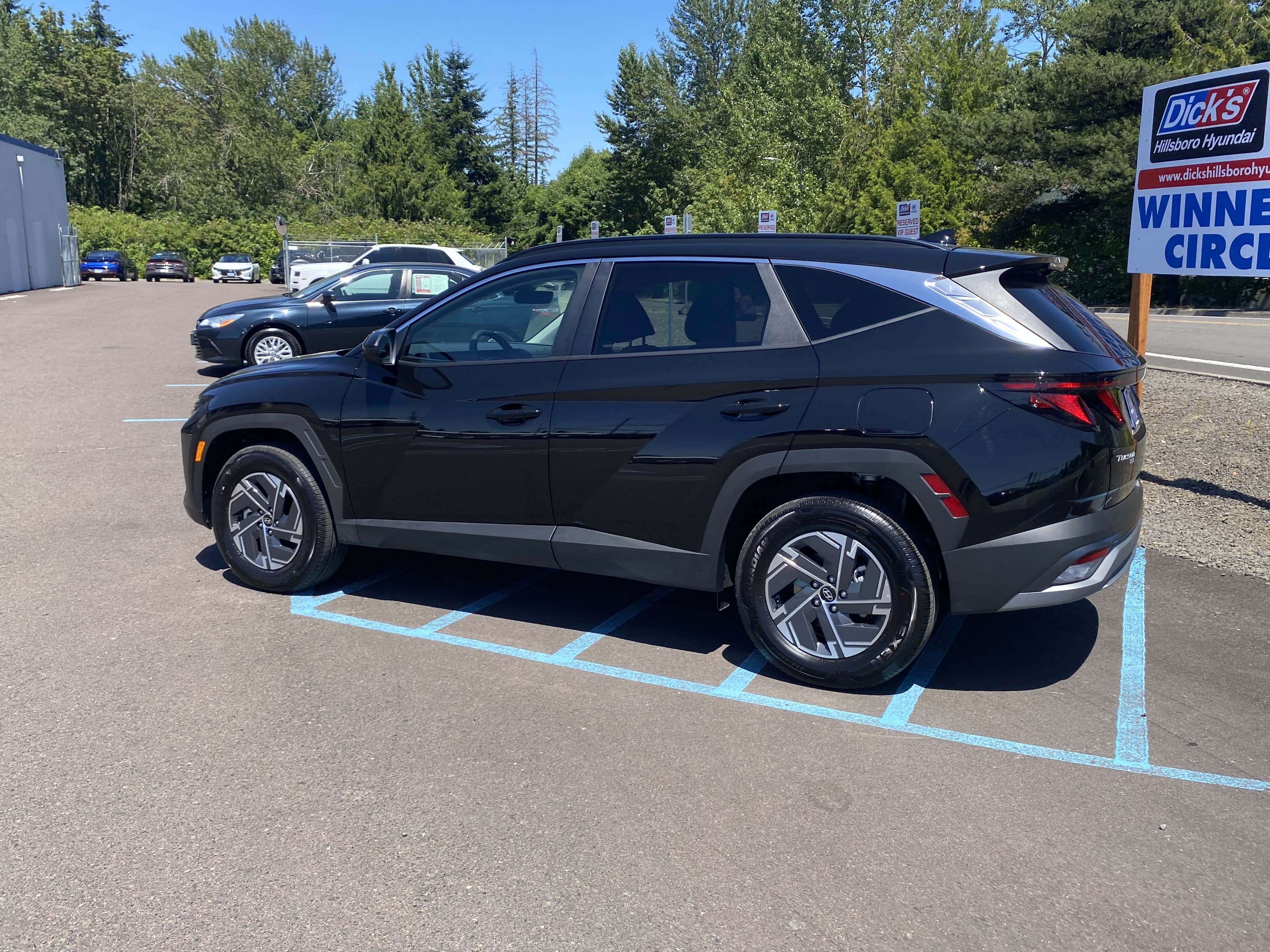 Certified 2025 Hyundai Tucson Blue AWD/4WD image 3