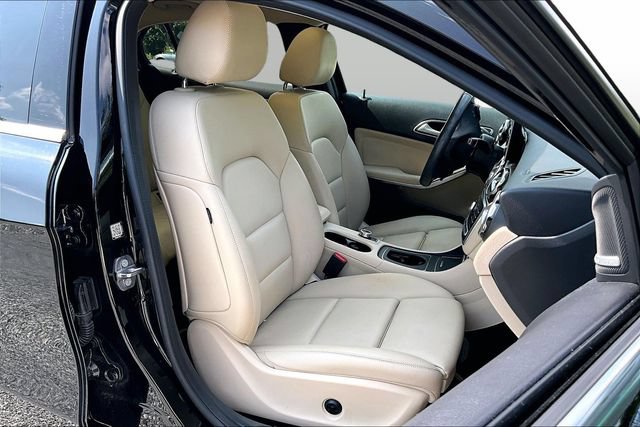 Certified 2020 Mercedes-Benz GLA 250 4MATIC image 15