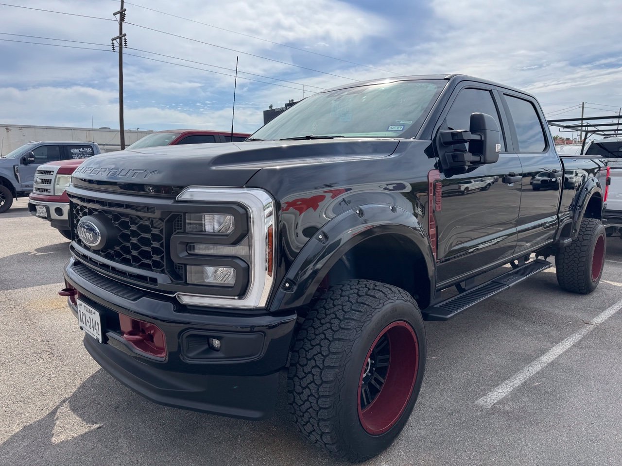 Used 2025 Ford F250 XL w/ STX Appearance Package AWD/4WD image 2