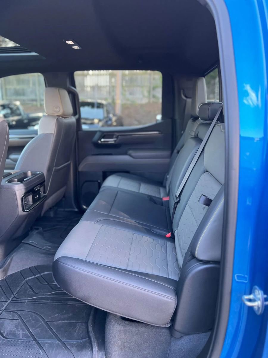 Used 2023 Chevrolet Silverado 1500 ZR2 w/ Technology Package image 10