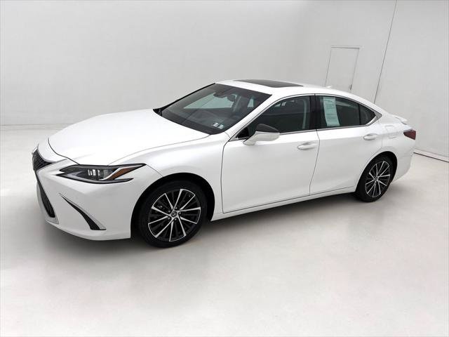 Certified 2024 Lexus ES 300h w/ Premium Package FWD image 5