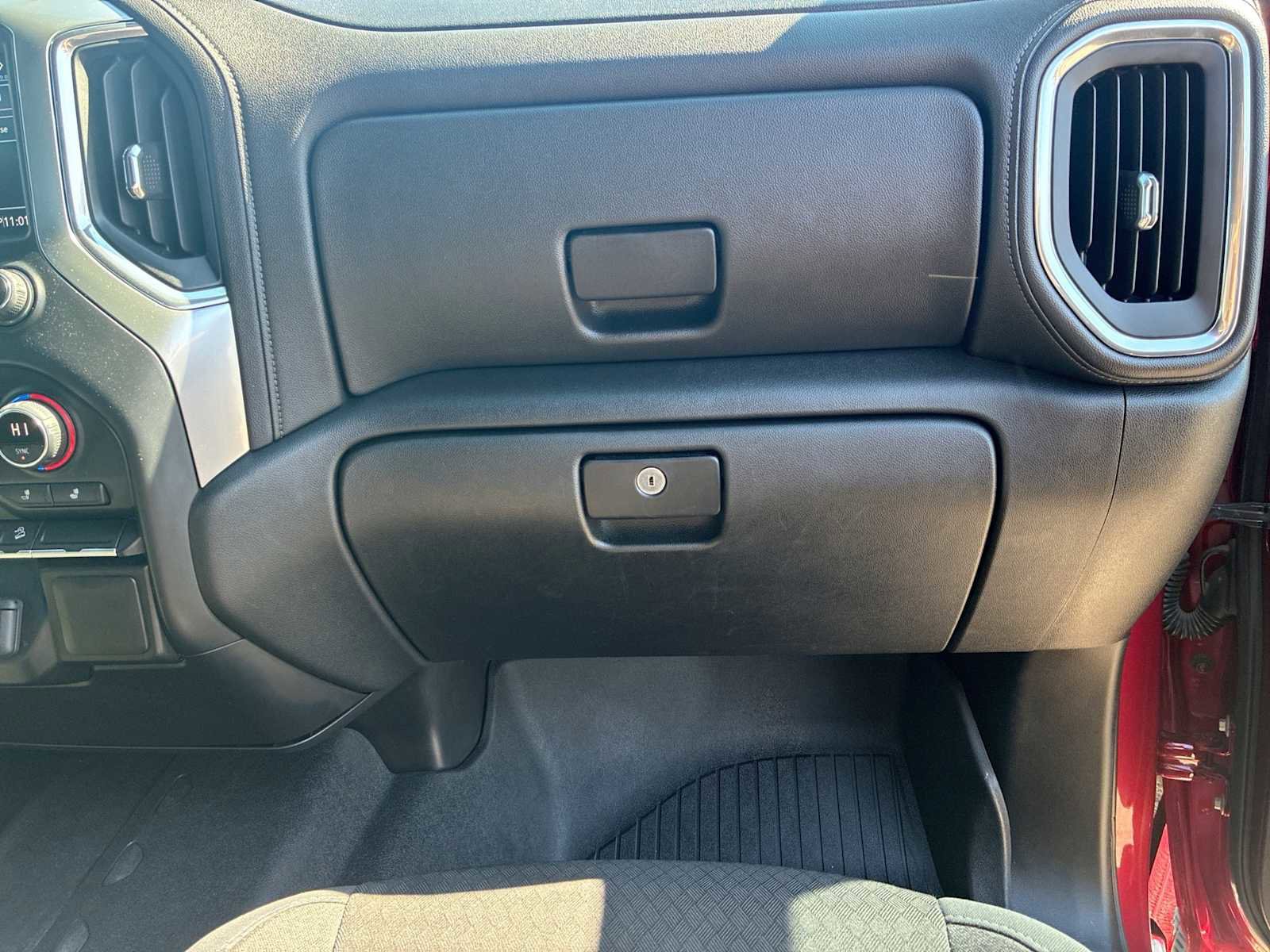 Certified 2020 Chevrolet Silverado 1500 RST image 28