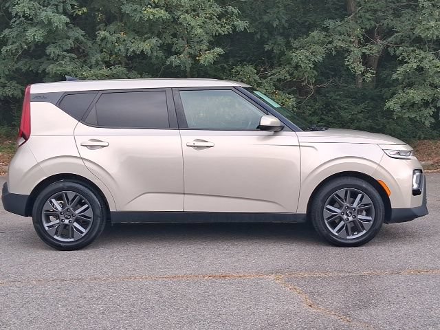 Used 2020 Kia Soul EX FWD image 6