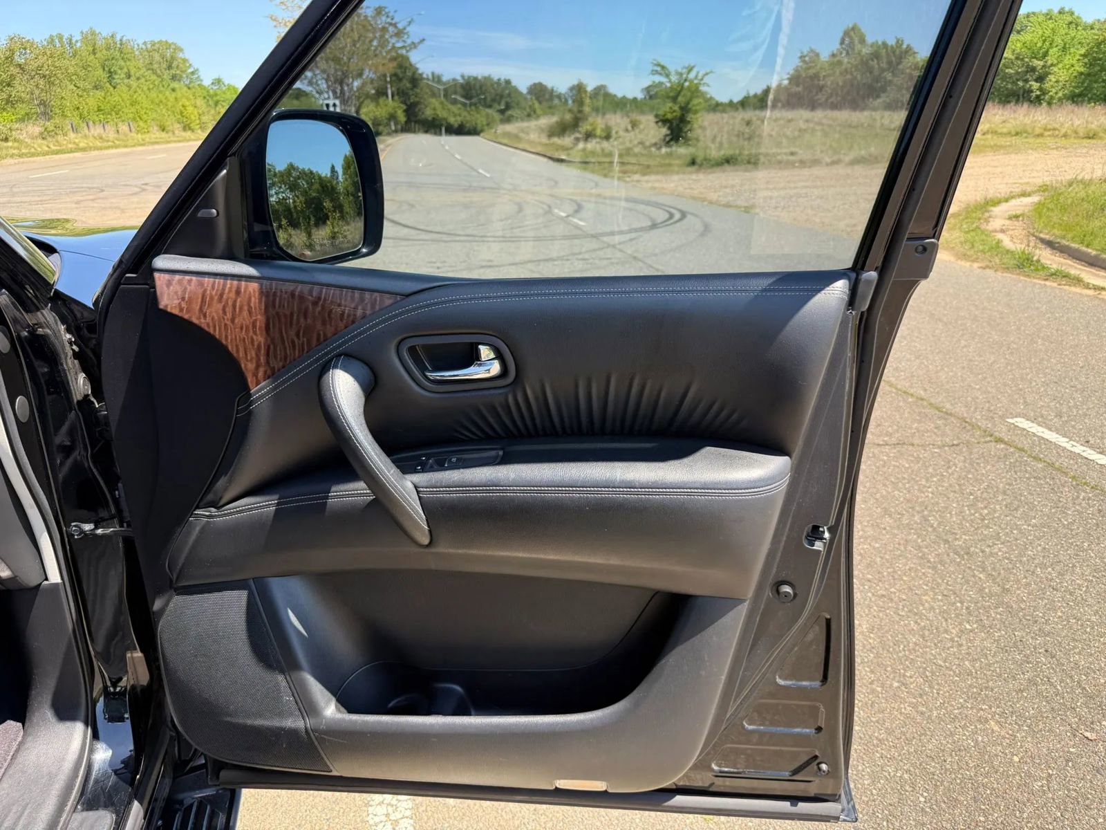 Used 2019 Nissan Armada SL w/ Premium Package AWD/4WD image 21