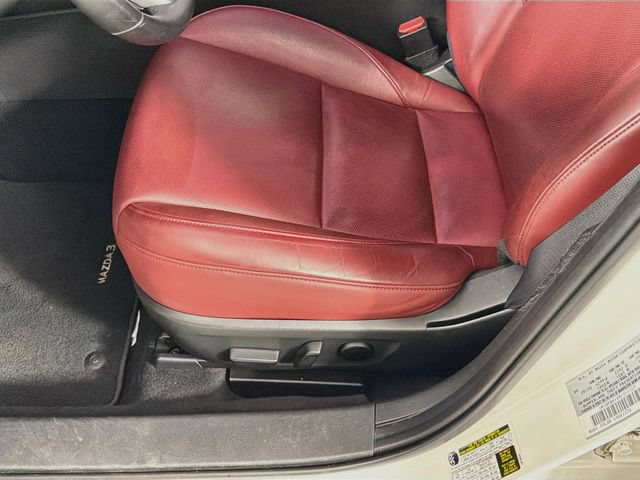 Used 2021 MAZDA MAZDA3 Hatchback w/Premium Plus Pkg AWD/4WD image 24