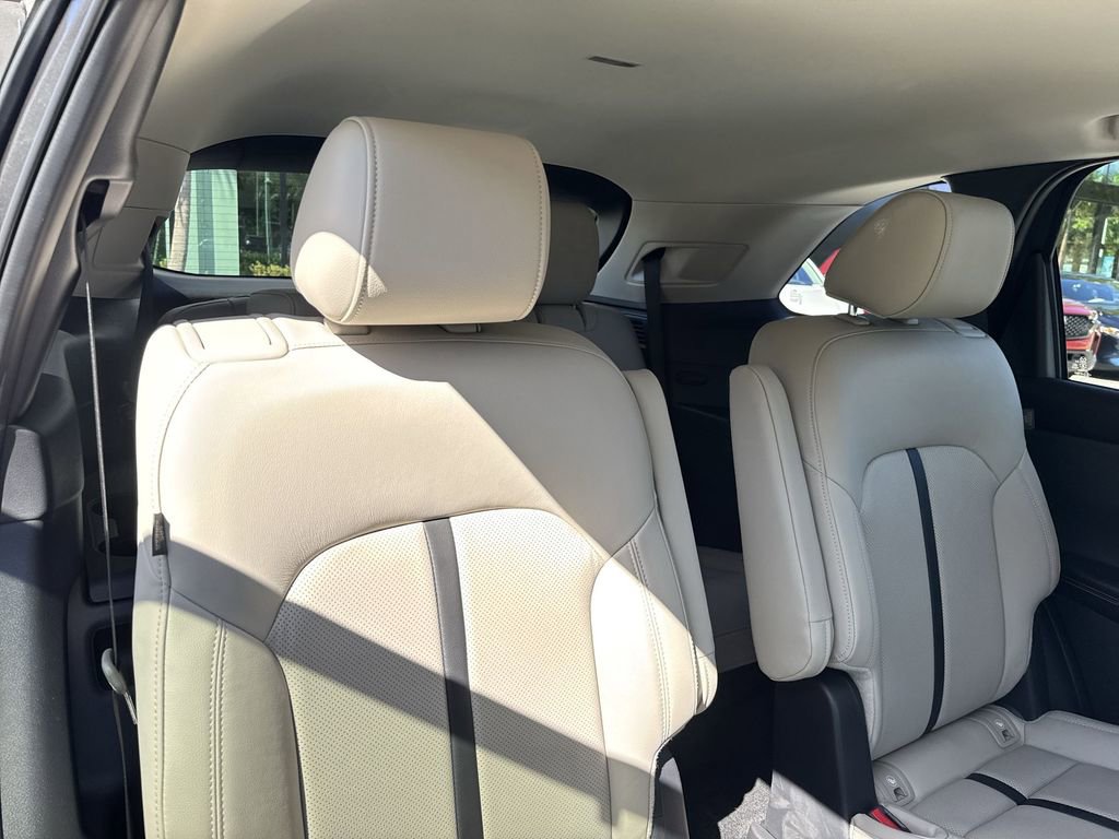 Certified 2025 MAZDA CX-90 3.3 Turbo w/ Preferred Package image 47