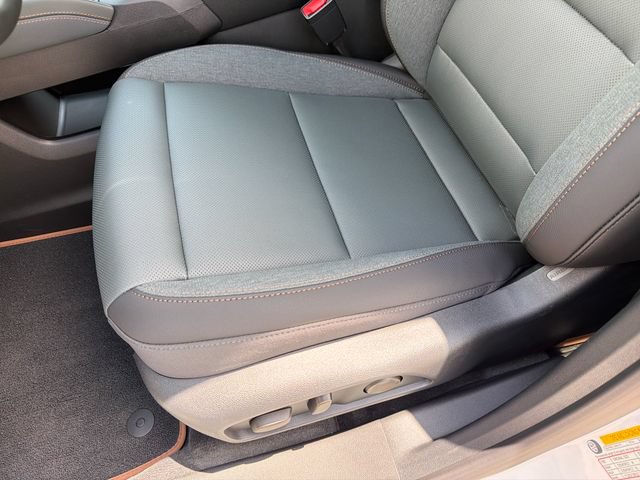 New 2026 GMC Terrain AT4 w/ Technology Package II AWD/4WD image 20