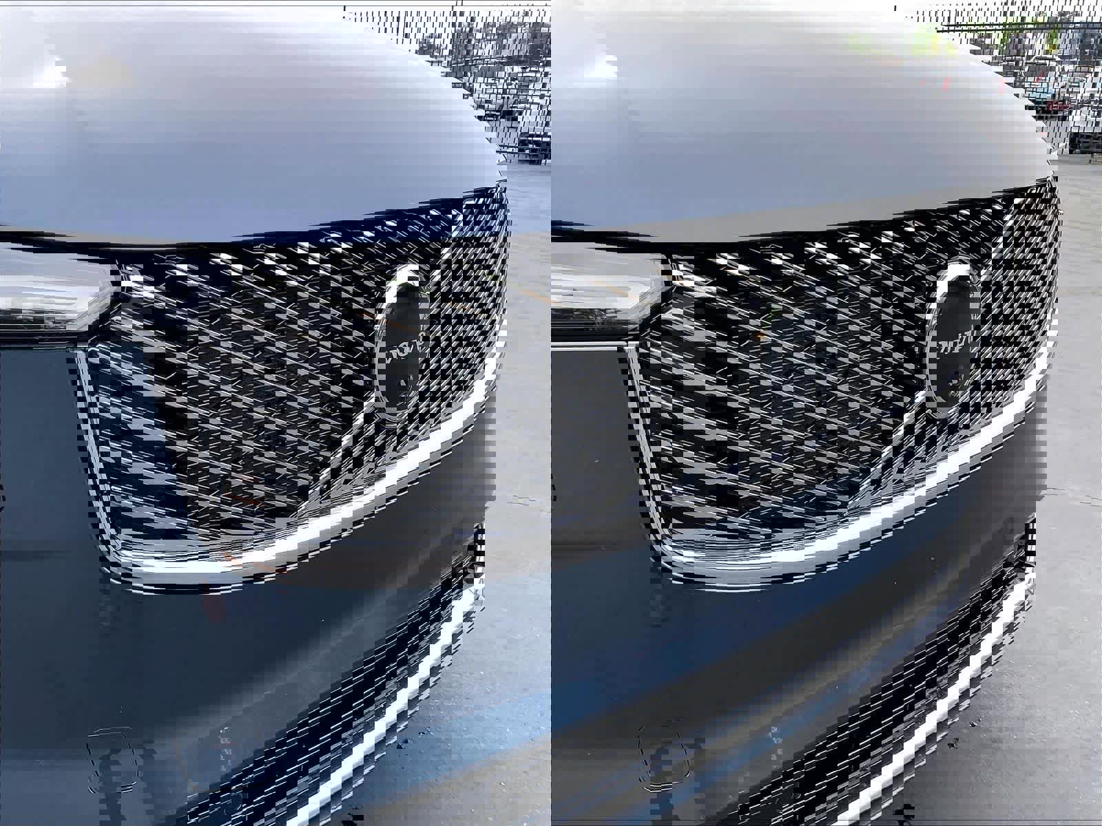 New 2026 Volvo XC90 T8 Plus w/ Protection Package Premier image 34