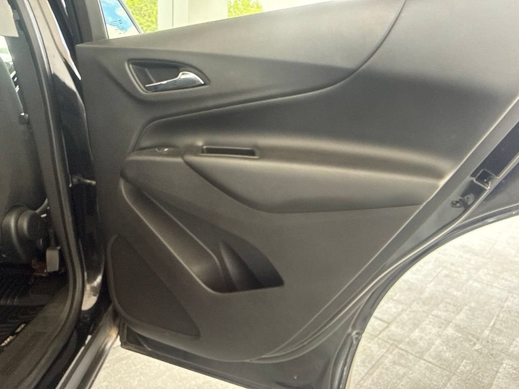Used 2020 Chevrolet Equinox LT FWD image 32