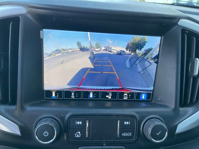 Used 2022 GMC Terrain SLT w/ Tech Package AWD/4WD image 9