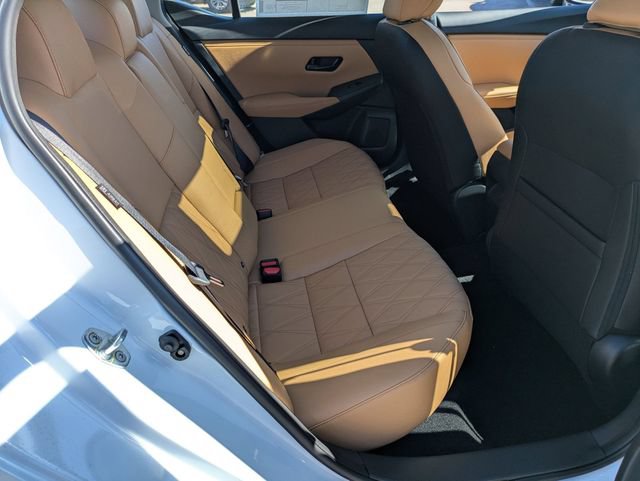 New 2025 Nissan Sentra SV w/ SV Premium Package FWD image 31
