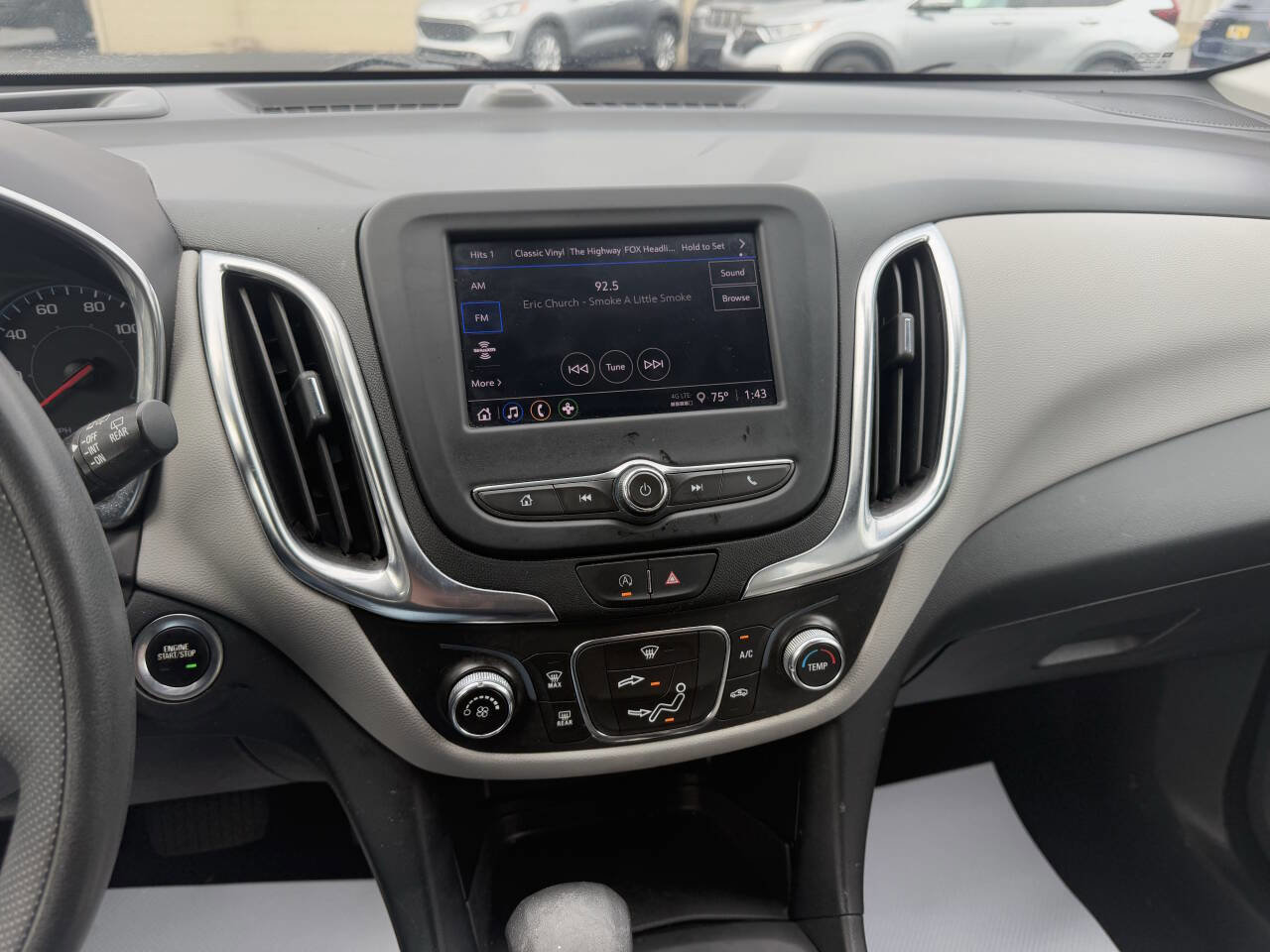 Used 2022 Chevrolet Equinox LS image 29