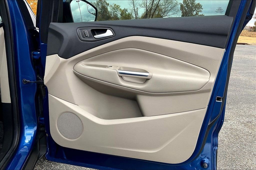 Used 2018 Ford Escape SEL image 19