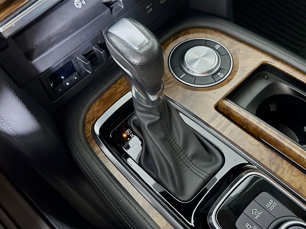 Used 2023 Nissan Armada SL w/ Cargo Package image 35