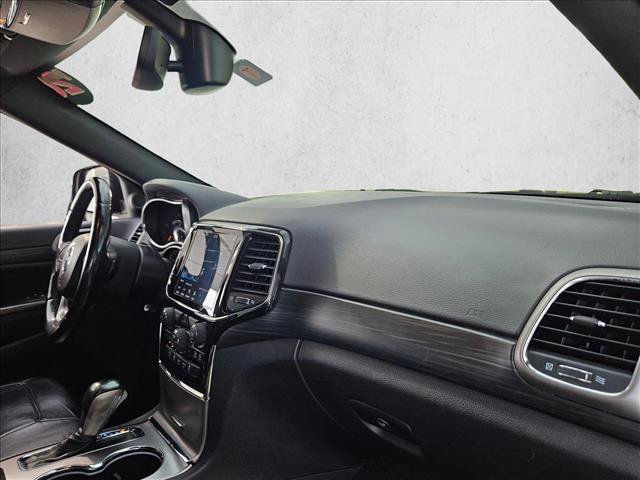 Used 2020 Jeep Grand Cherokee Altitude RWD image 24