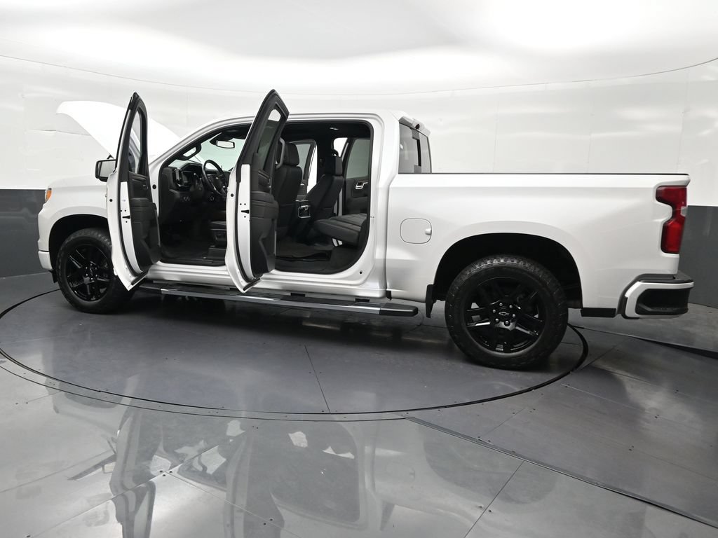 Used 2022 Chevrolet Silverado 1500 High Country w/ High Country Premium Package AWD/4WD image 35