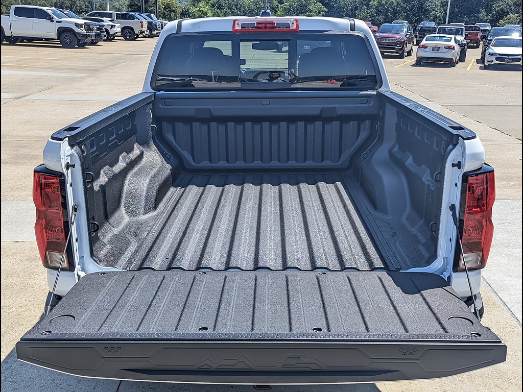 New 2026 Chevrolet Colorado W/T w/ WT Custom Package AWD/4WD image 12