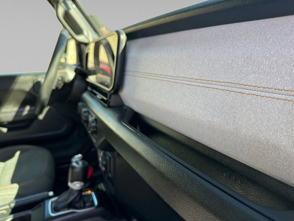 Used 2024 Jeep Wrangler Unlimited image 20