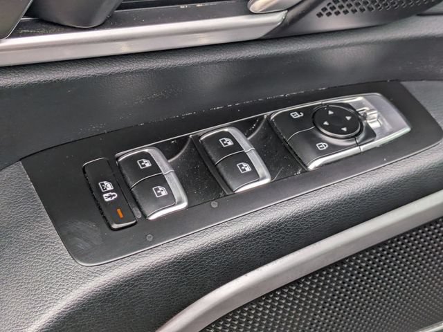 Used 2025 Kia Telluride S AWD/4WD image 12