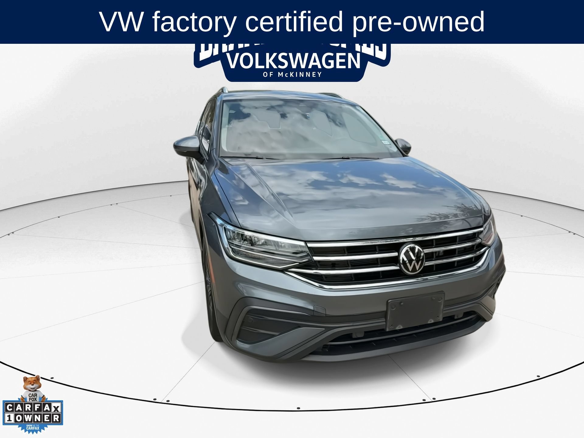 Used 2022 Volkswagen Tiguan SE FWD image 2
