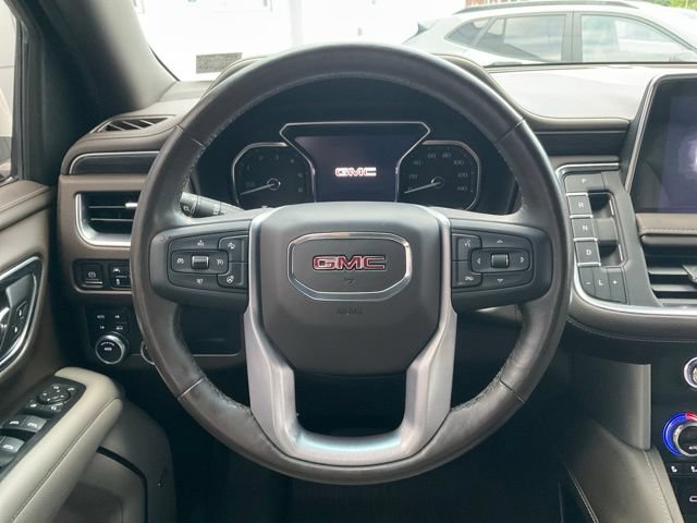 Used 2021 GMC Yukon XL SLT w/ SLT Luxury Package AWD/4WD image 3