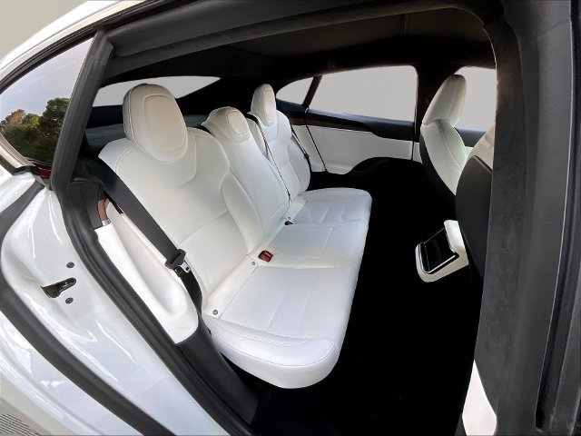 Used 2023 Tesla Model S AWD/4WD image 24